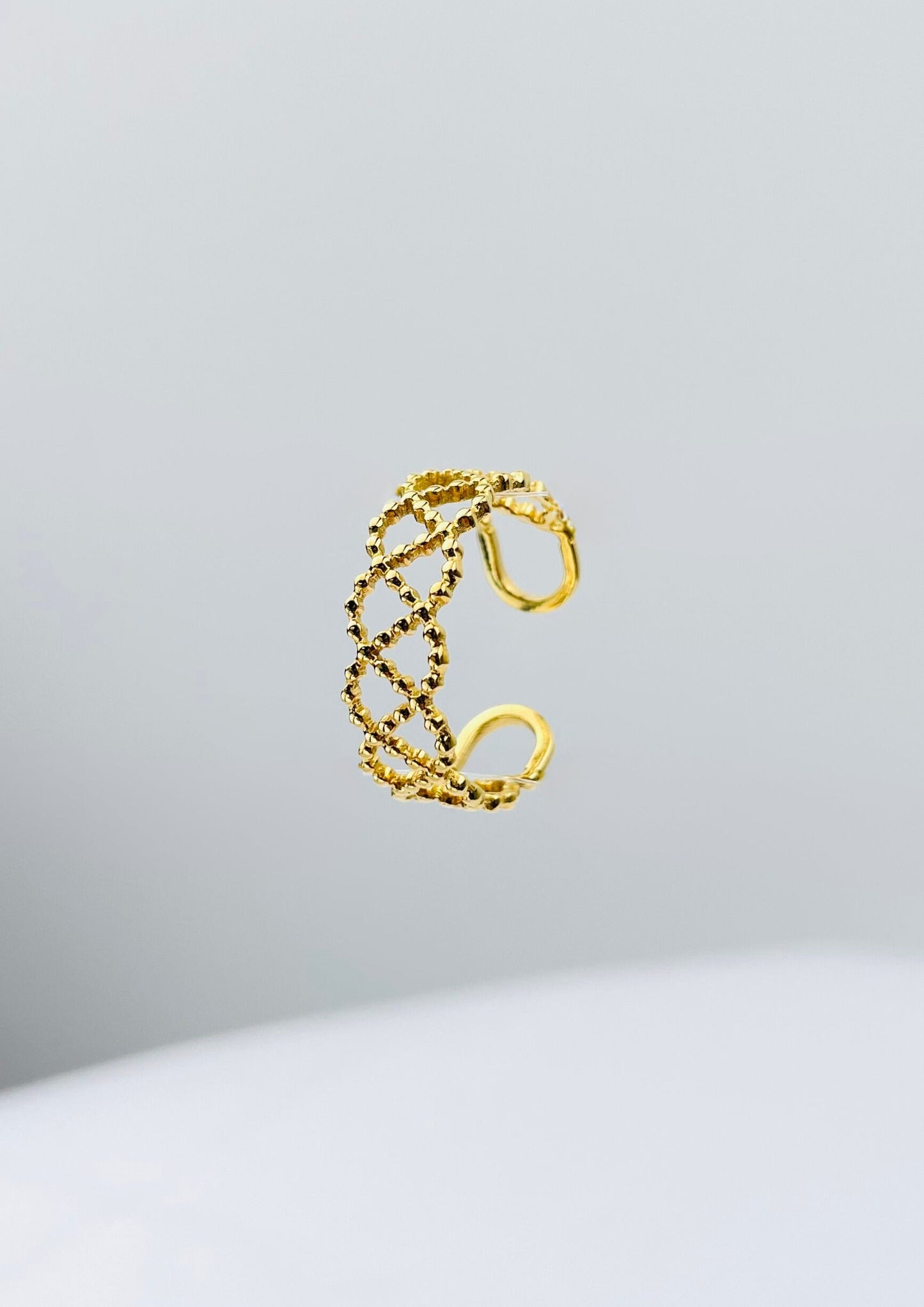 GEBAN - Bague dorée aux formes géométriques
