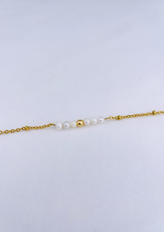 MIA - Bracelet doré et perles d'eau douce