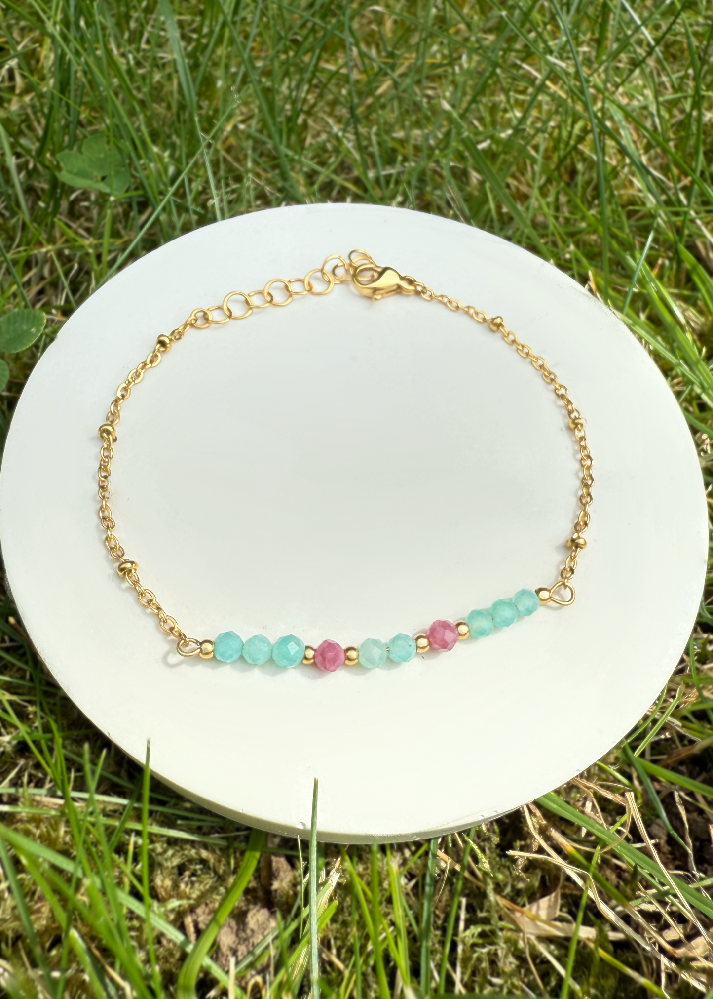 NEILA - Bracelet et pierres naturelles
