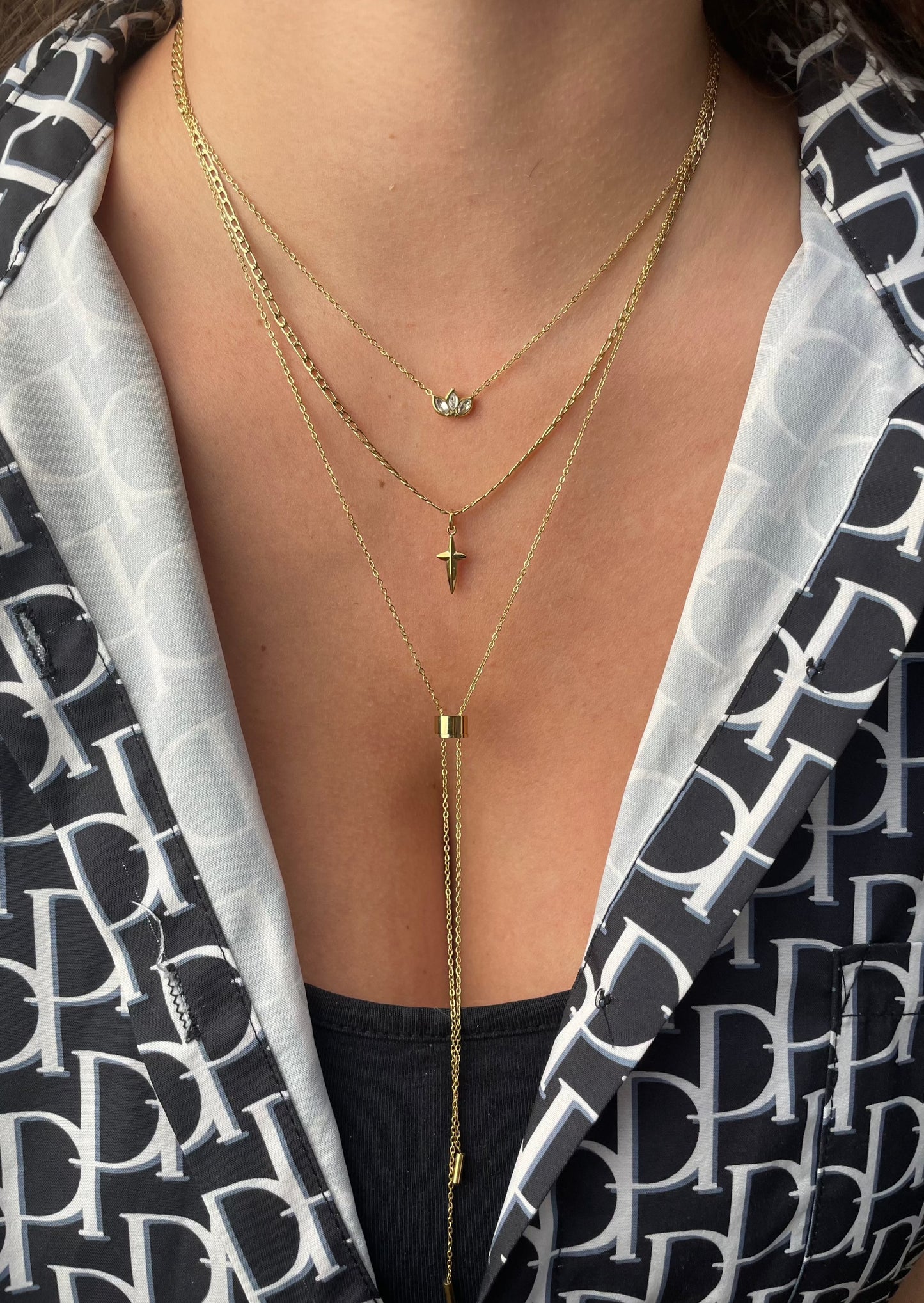 CLARA - Collier en Y ou type cravate