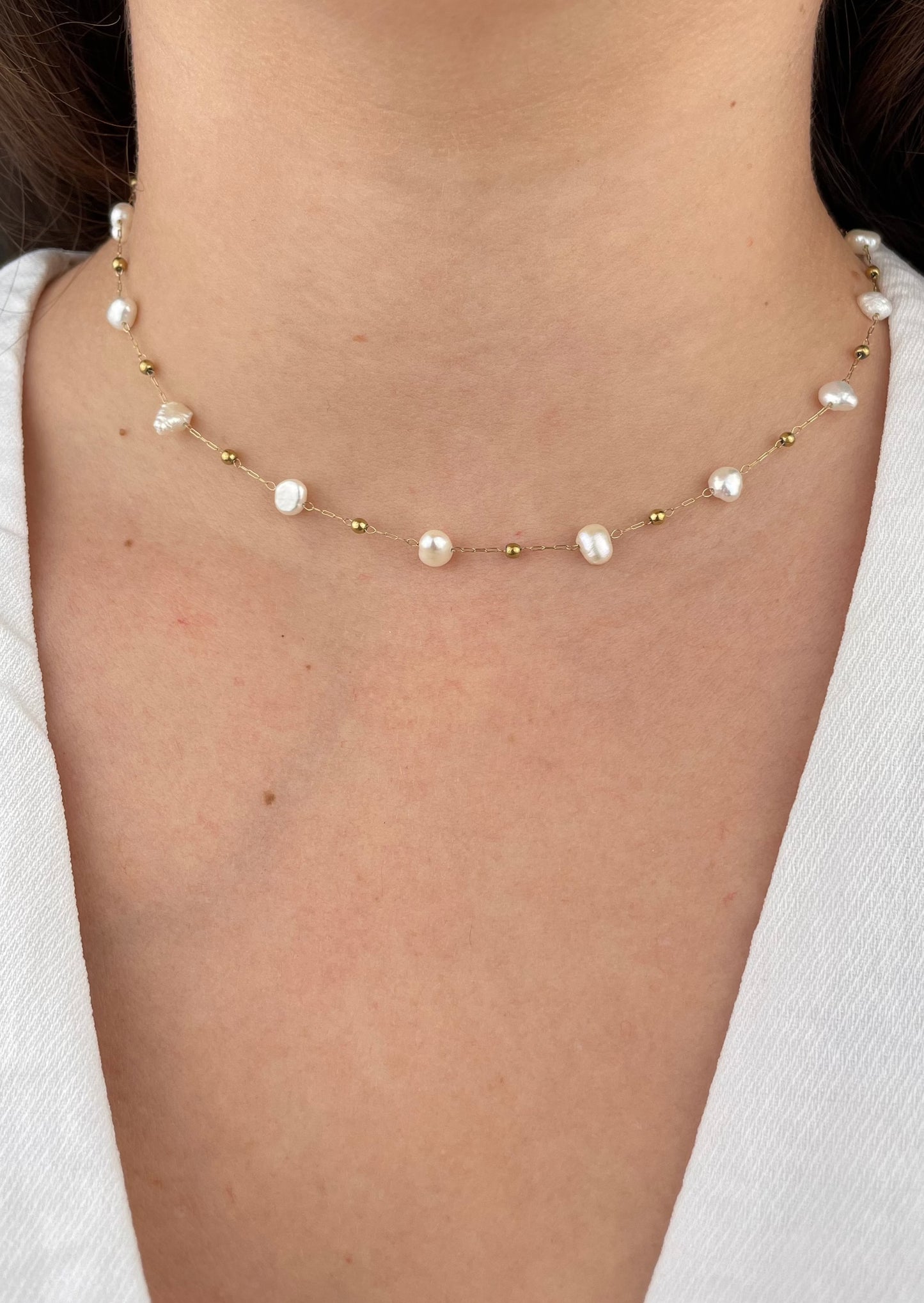 DELICATE - Collier doré en perles naturelles