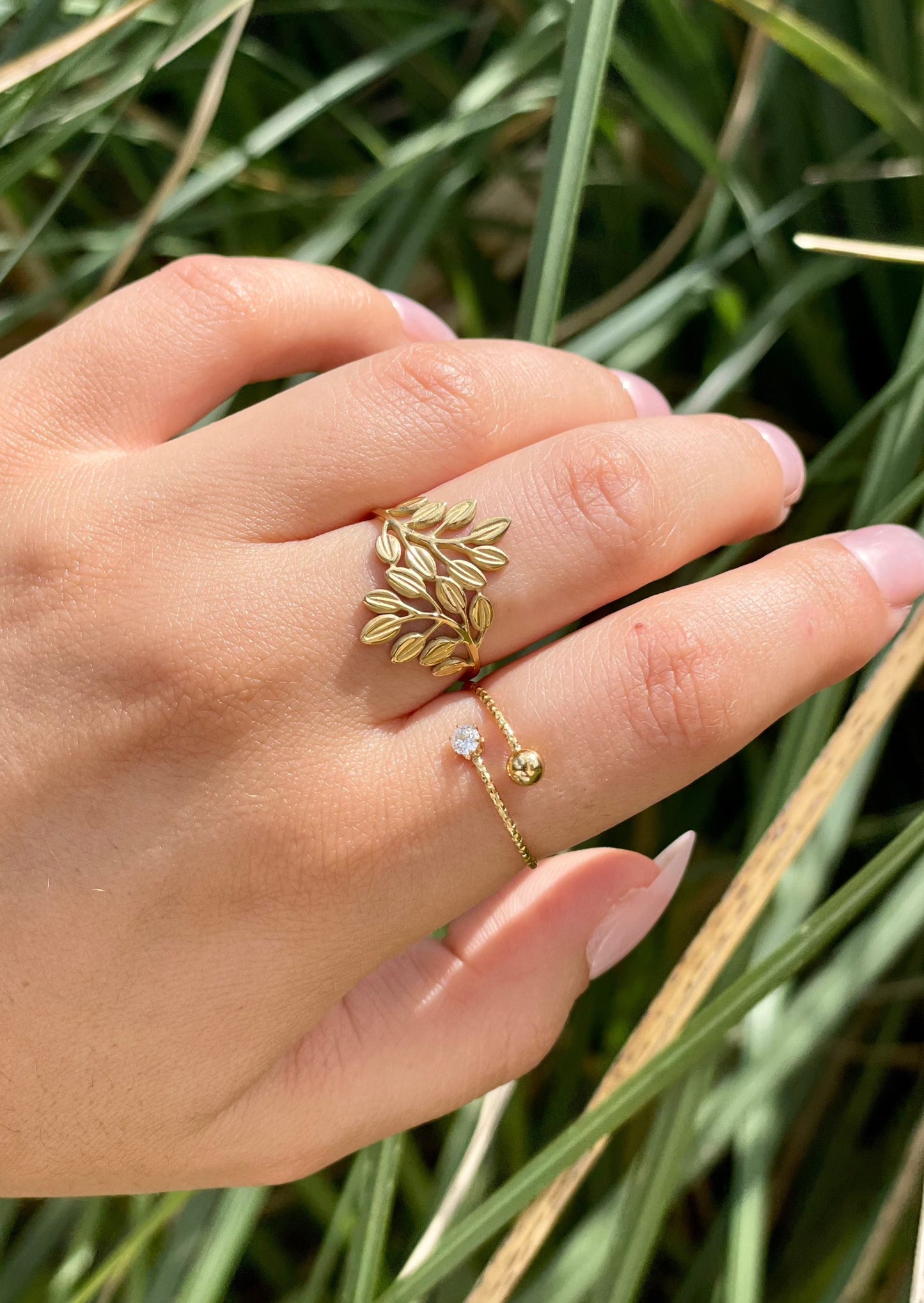 FLORA - Bague dorée aux motifs floraux