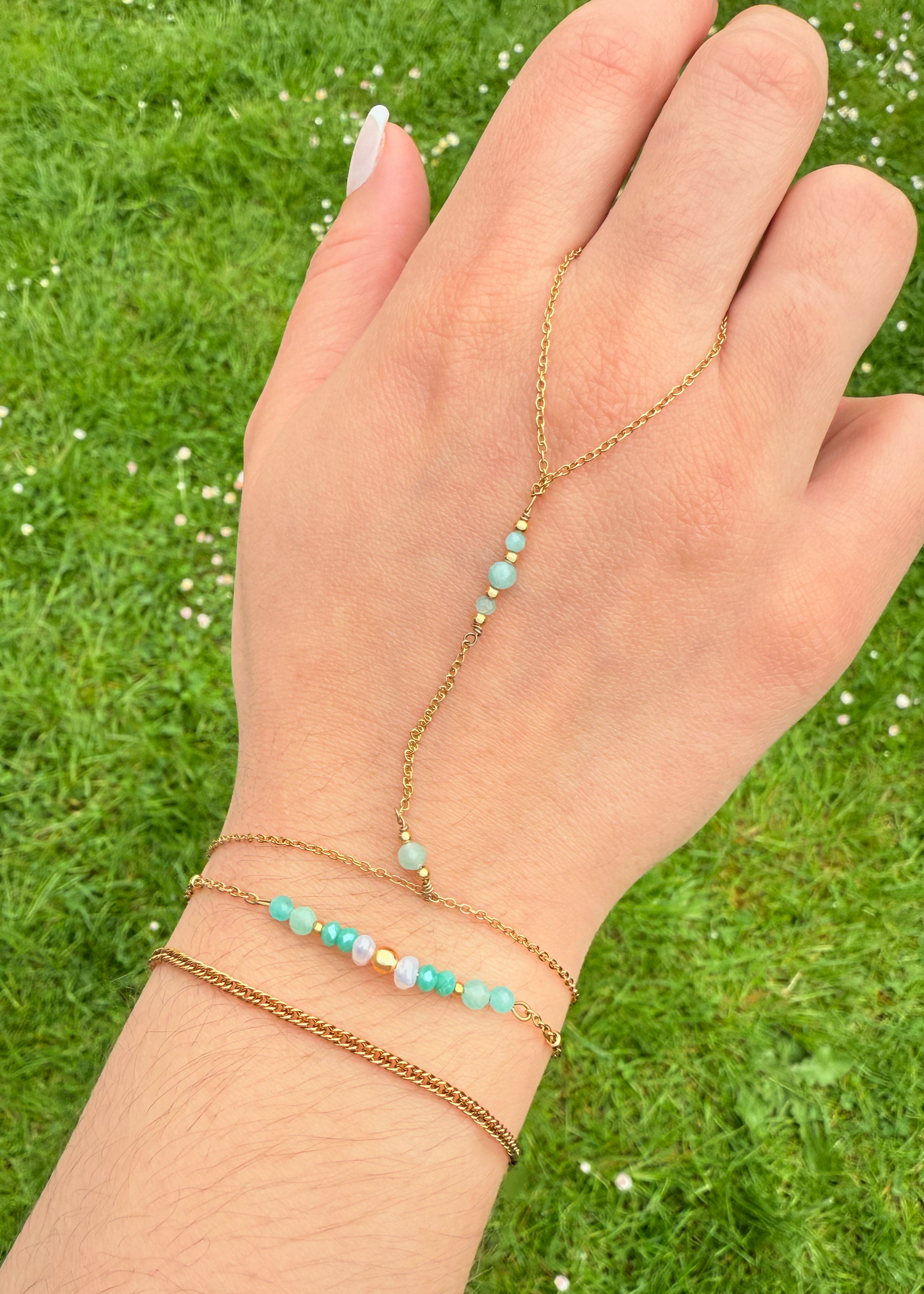 ESMÉE - Hand jewelry and natural stones