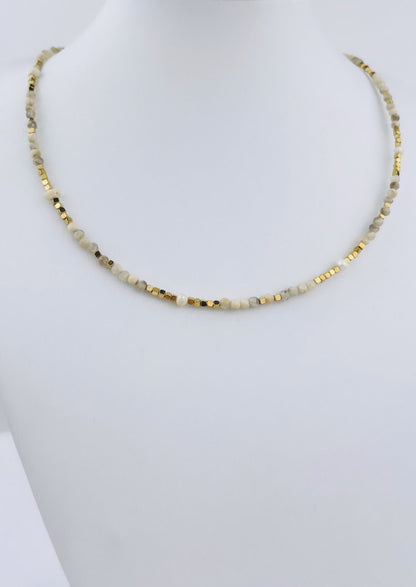 ELINE - Golden necklace, natural stones (White Agate or Jasper) and freshwater pearls