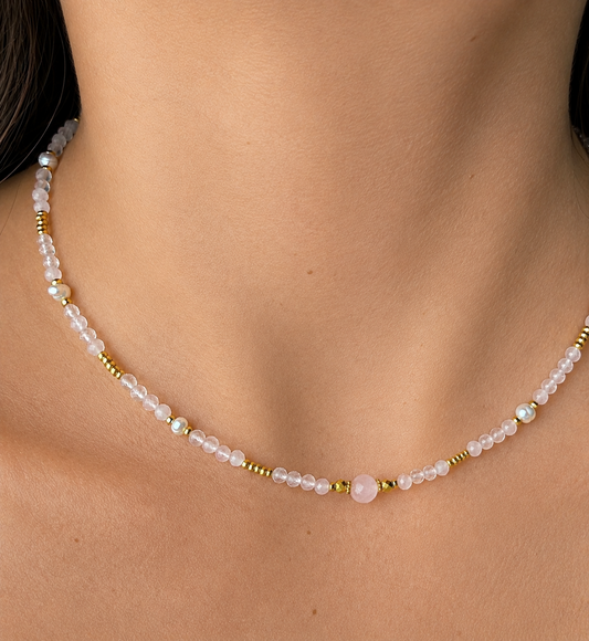 AYA - Collier ras du cou doré quartz rose et perle d’eau douce