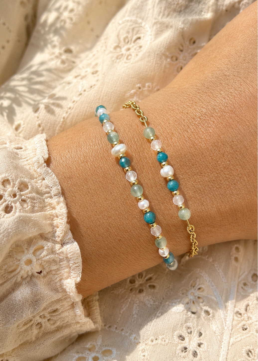 Accumulation de bracelets 
