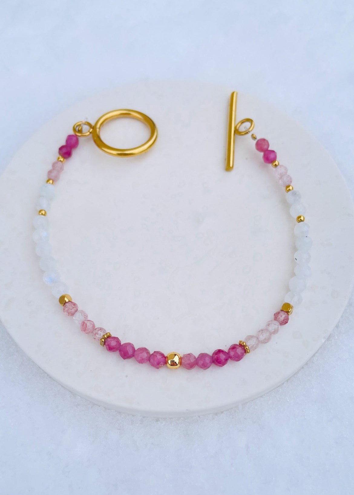 bracelet kacopée, bracelet femme, bracelet pierre naturelle, bracelet tourmaline rose, bracelet femme tourmaline rose, bracelet femme pierre de lune tourmaline et quartz fraise