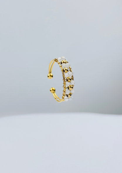 LIVIA - Fine golden ring with natural stones