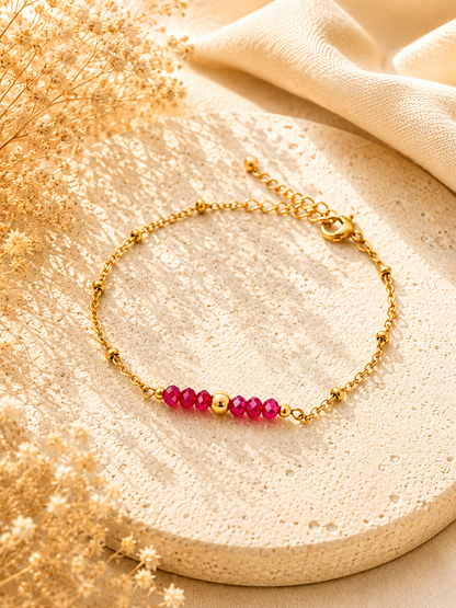 RUBY - Gold bracelet and red beads