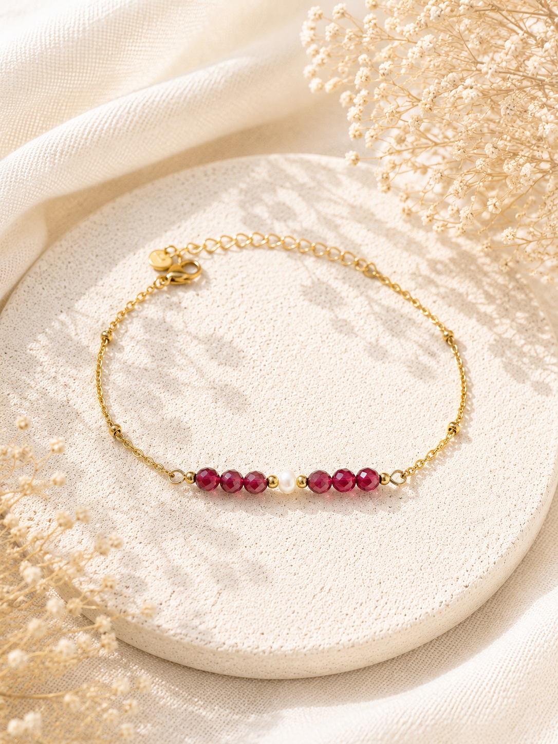 LILI - Golden bracelet, pearl and fine stones