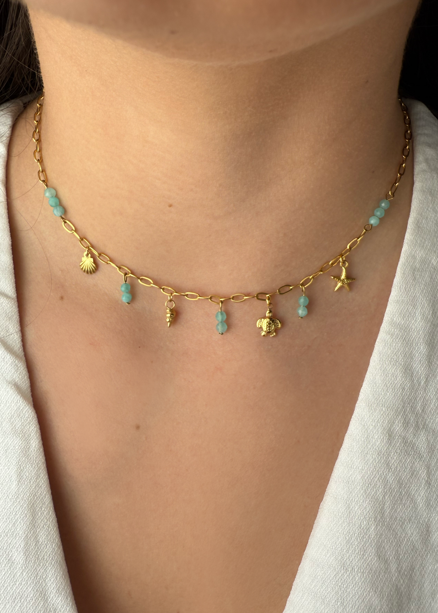 MAÏNA - Necklace with charms and natural stones