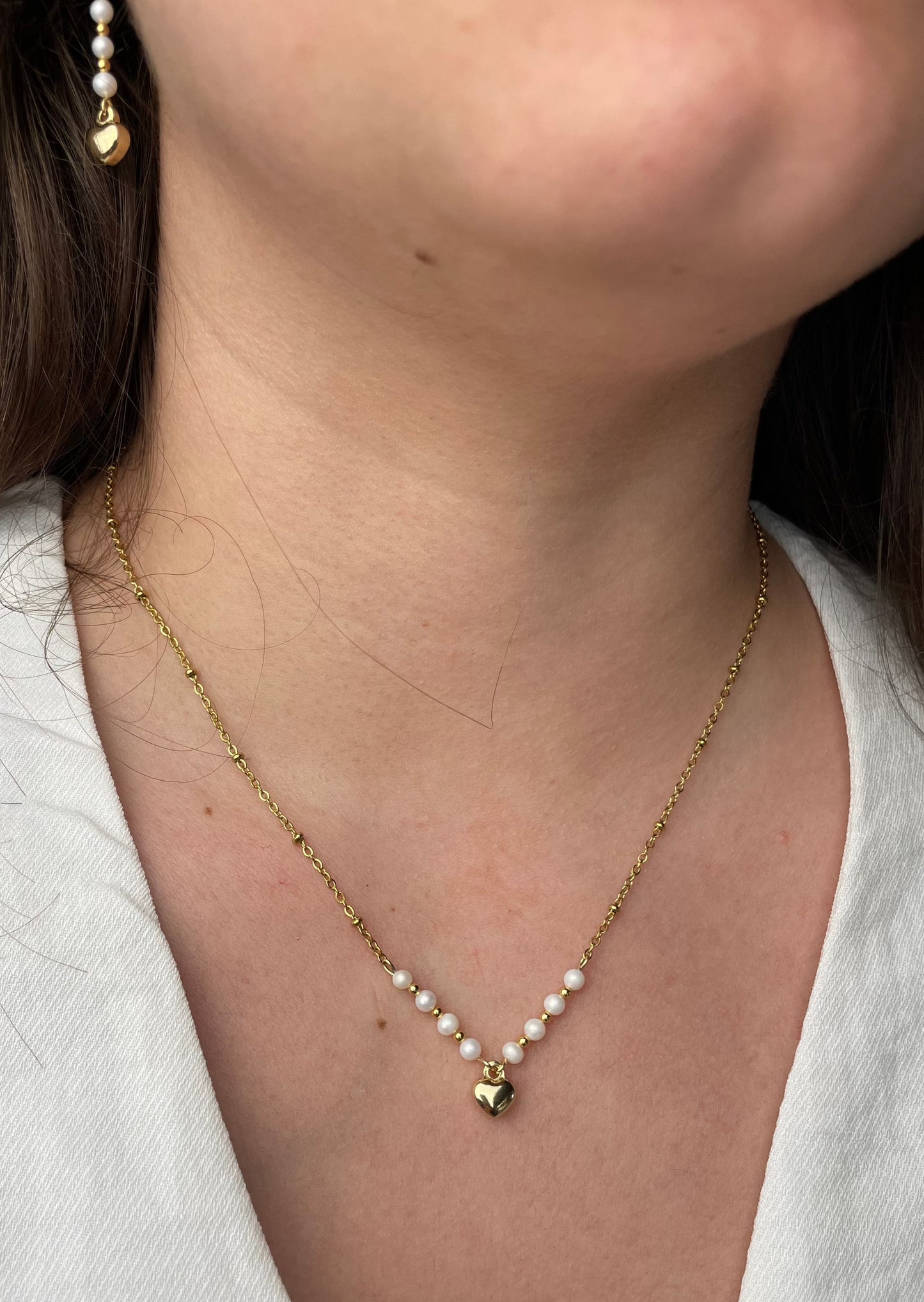 HEART - Necklace with freshwater pearls