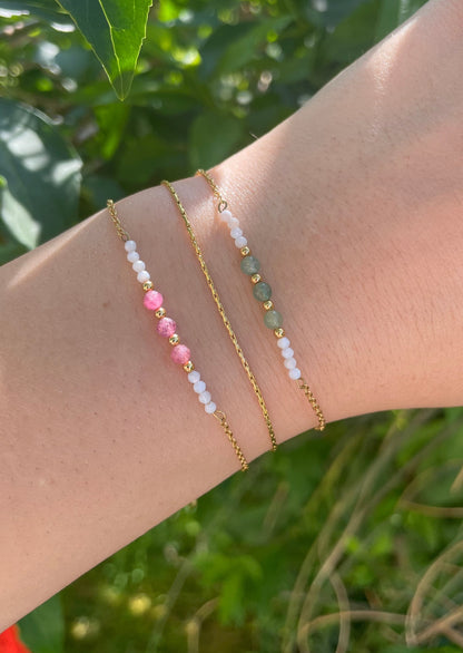 LILA - Bracelet doré, nacre et pierres fines