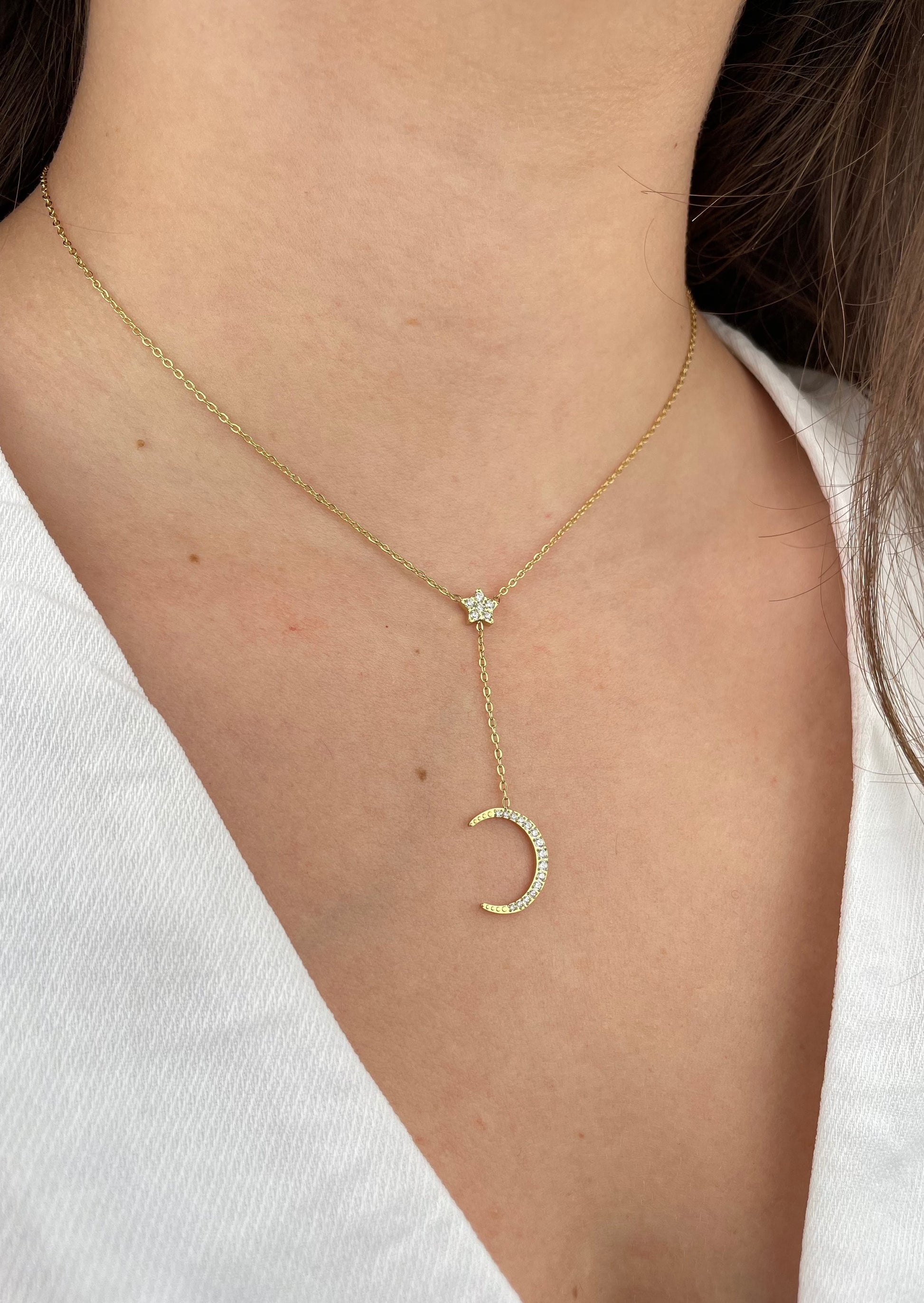 MOONLIGHT Collier avec pendentifs lune, étoile et zirconias – MaLya